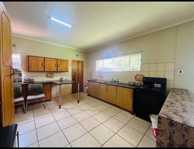 FARM FOR SALE IN HOUTKOP